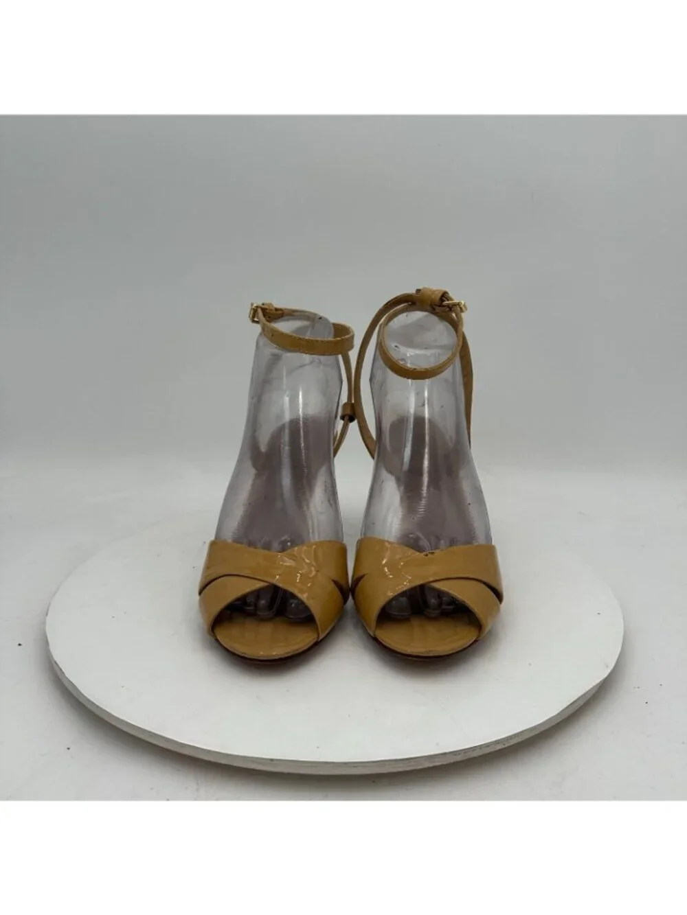 Tory Burch Tania Women Size 6M Tan Patent Leather Ankle Strap Heel Sandal